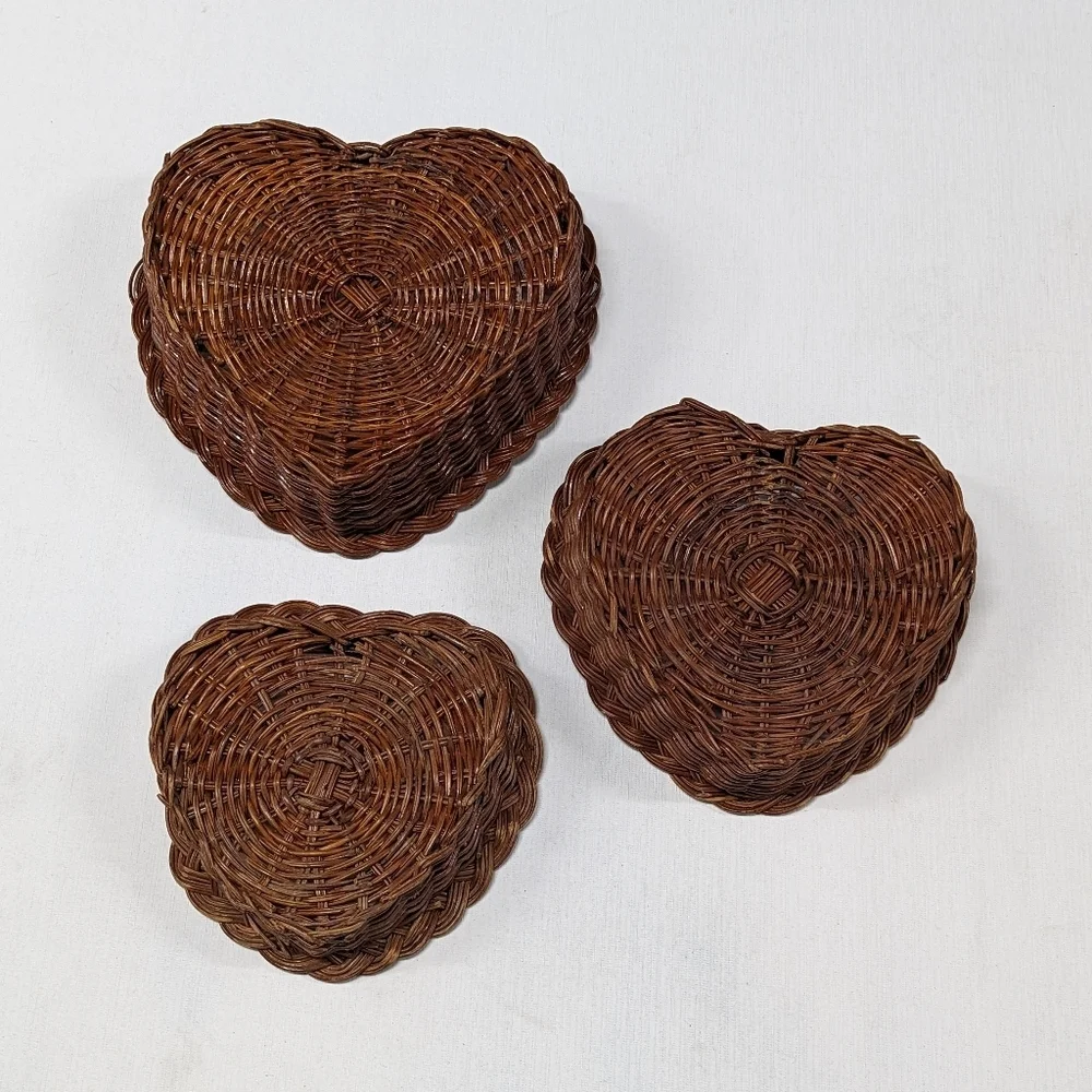 Cottagecore Vintage Wicker Heart Nesting Baskets Set of 3 Wall Decor Boho‎